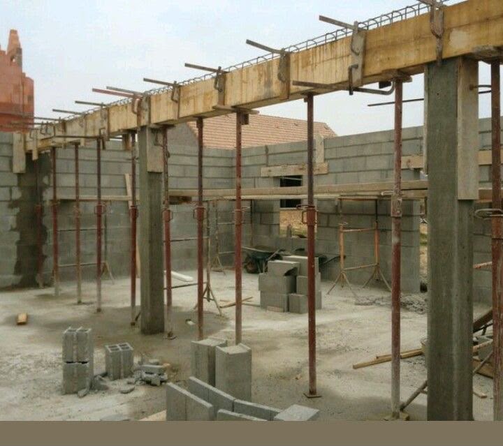 Continuous Beam Soffit Shuttering with Pinewood Runners and Heavy Props